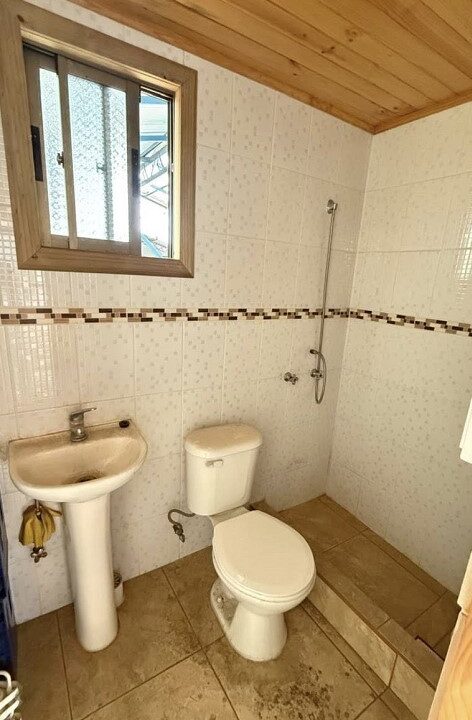 3470